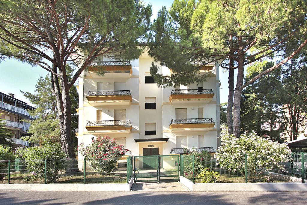 Residenza Ibsen Leilighet Lignano Sabbiadoro Rom bilde