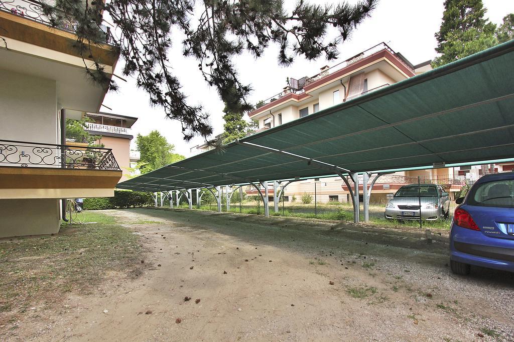 Residenza Ibsen Leilighet Lignano Sabbiadoro Rom bilde